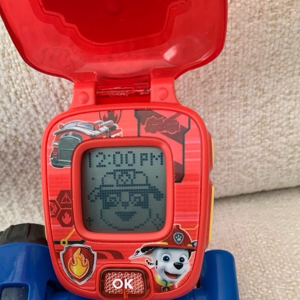 Paw Patrol Adventure backpack watch and Book bundle - Picture 5 of 8